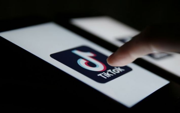 TikTok в США могут запретить. Байден подписал закон
